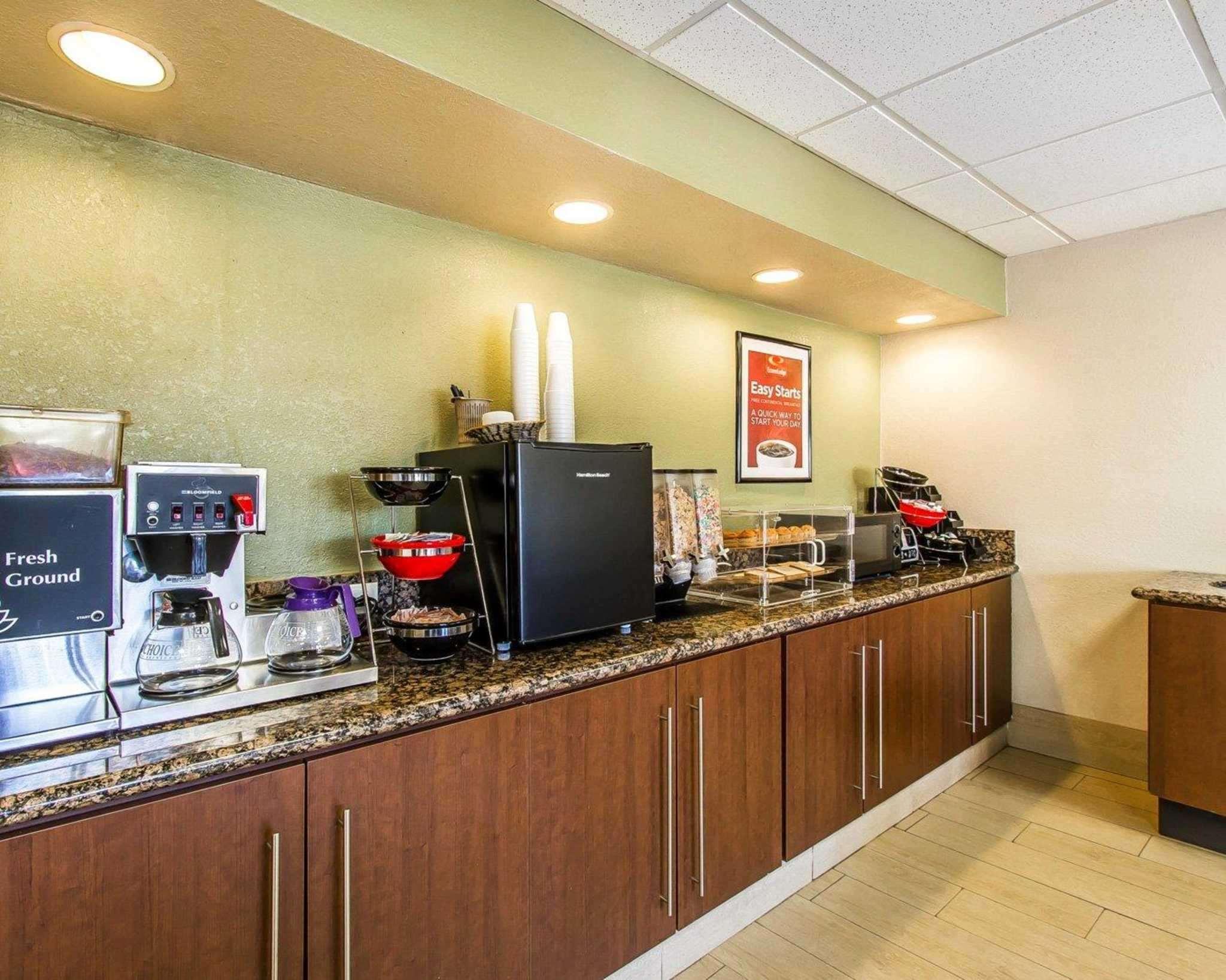 Econo Lodge Inn & Suites Near Bricktown Oklahoma City Bagian luar foto
