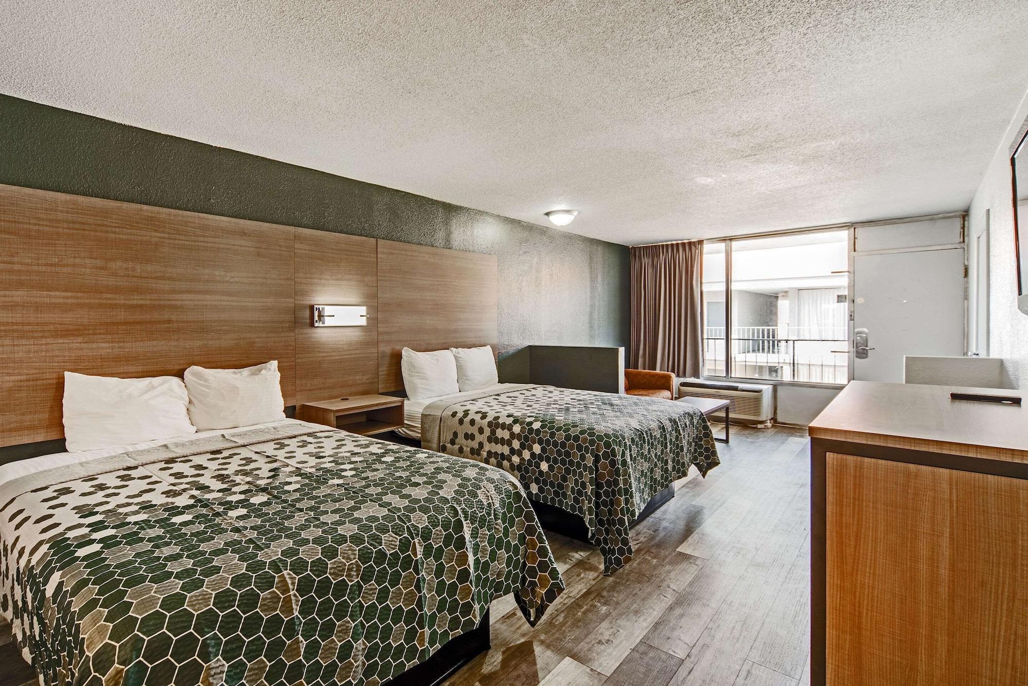 Econo Lodge Inn & Suites Near Bricktown Oklahoma City Bagian luar foto